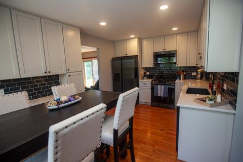 613 Cartwright Trl, Mchenry, IL 60050 photo 4