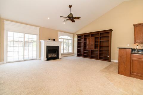 1914 Sinclair Ct, Bloomington, IL 61704 photo 8