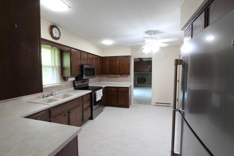 109 Centennial Ave, Normal, IL 61761 photo 6