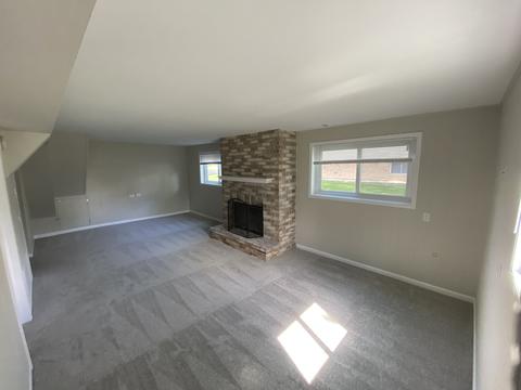 16489 Barton Ln, Oak Forest, IL 60452 photo 10
