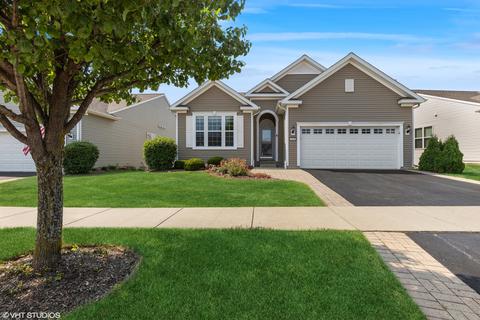 3470 Rockwell Cir, Mundelein, IL 60060