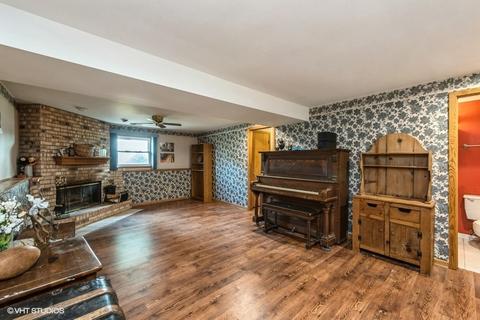 3902 W West Ave, Mchenry, IL 60050 photo 9