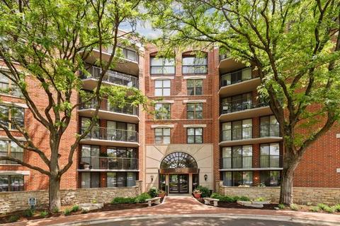509 Aurora Ave #110, Naperville, IL 60540