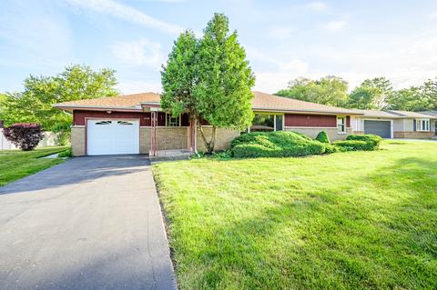17538 Woodbrook Ln, Lockport, IL 60441