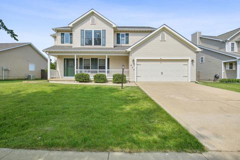 805 Chickory Dr, Champaign, IL 61822