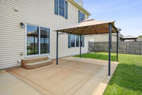 805 Chickory Dr, Champaign, IL 61822 photo 39