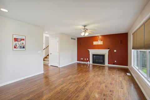 805 Chickory Dr, Champaign, IL 61822 photo 7