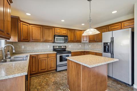 805 Chickory Dr, Champaign, IL 61822 photo 11