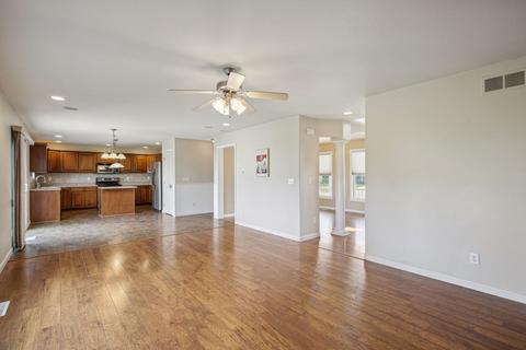 805 Chickory Dr, Champaign, IL 61822 photo 13