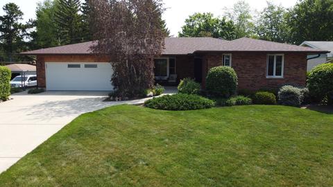 11216 Sunset Ln, Huntley, IL 60142