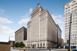 310 S Michigan Ave #1401, Chicago, IL 60604
