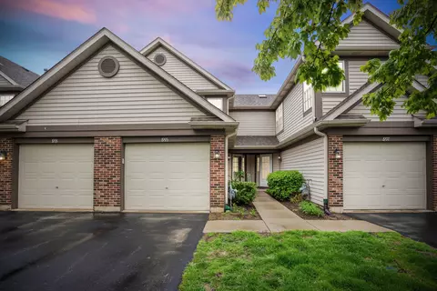 1995 Persimmon Ct, Schaumburg, IL 60193
