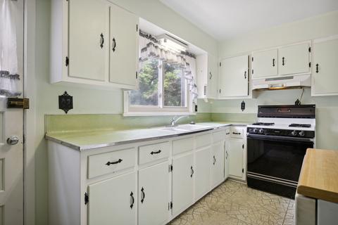 1202 W Springfield Ave, Champaign, IL 61821 photo 5