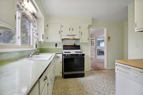 1202 W Springfield Ave, Champaign, IL 61821 photo 6