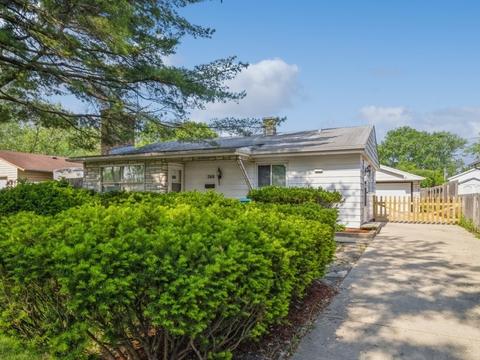 268 E Wayne Pl, Wheeling, IL 60090
