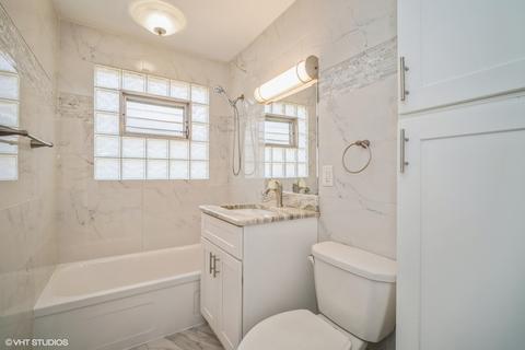 268 E Wayne Pl, Wheeling, IL 60090 photo 8
