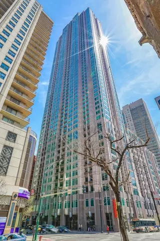 33 W Ontario St #41B, Chicago, IL 60654