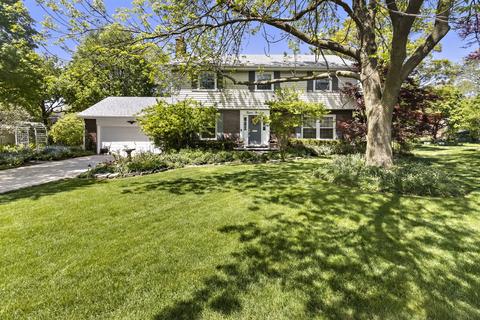 1219 Howard Cir, Wheaton, IL 60187