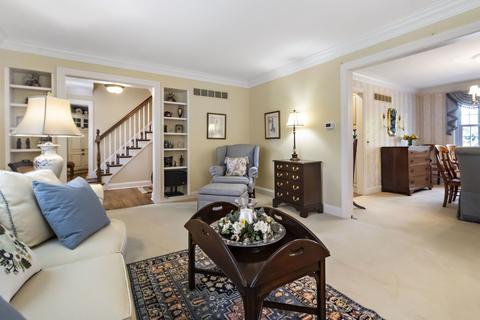 1219 Howard Cir, Wheaton, IL 60187 photo 4