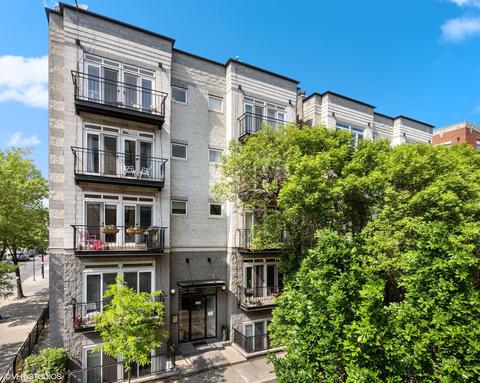 2358 W Bloomingdale Ave #2W, Chicago, IL 60647