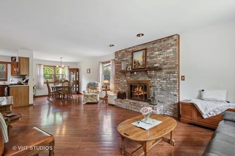 674 S 7th St, West Dundee, IL 60118 photo 4