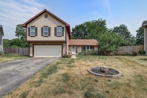 2963 Meadowlark Ct, Aurora, IL 60502