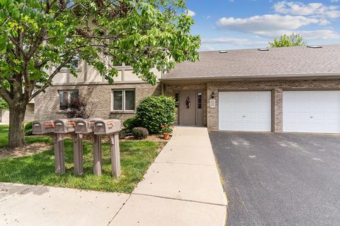2629 Eagle Dr #2629, Joliet, IL 60436
