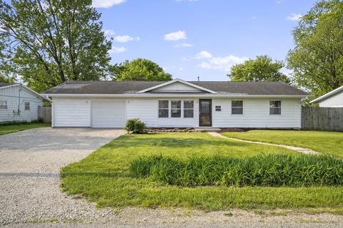 315 Eisenhower Dr, Dwight, IL 60420