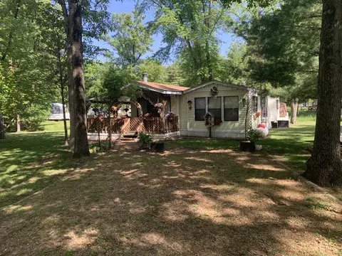 339 Woodhaven, Sublette, IL 61367