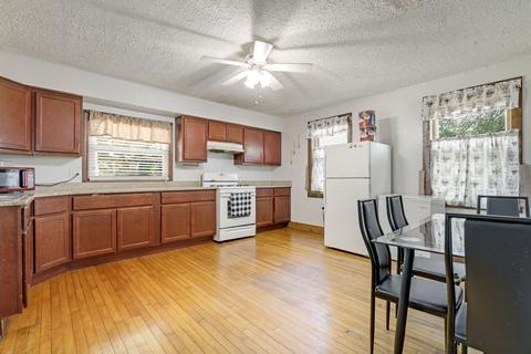 566 North Ave, Aurora, IL 60505 photo 10