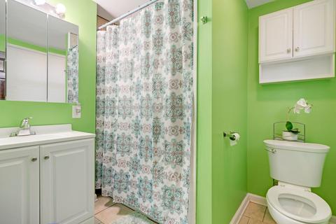 566 North Ave, Aurora, IL 60505 photo 6
