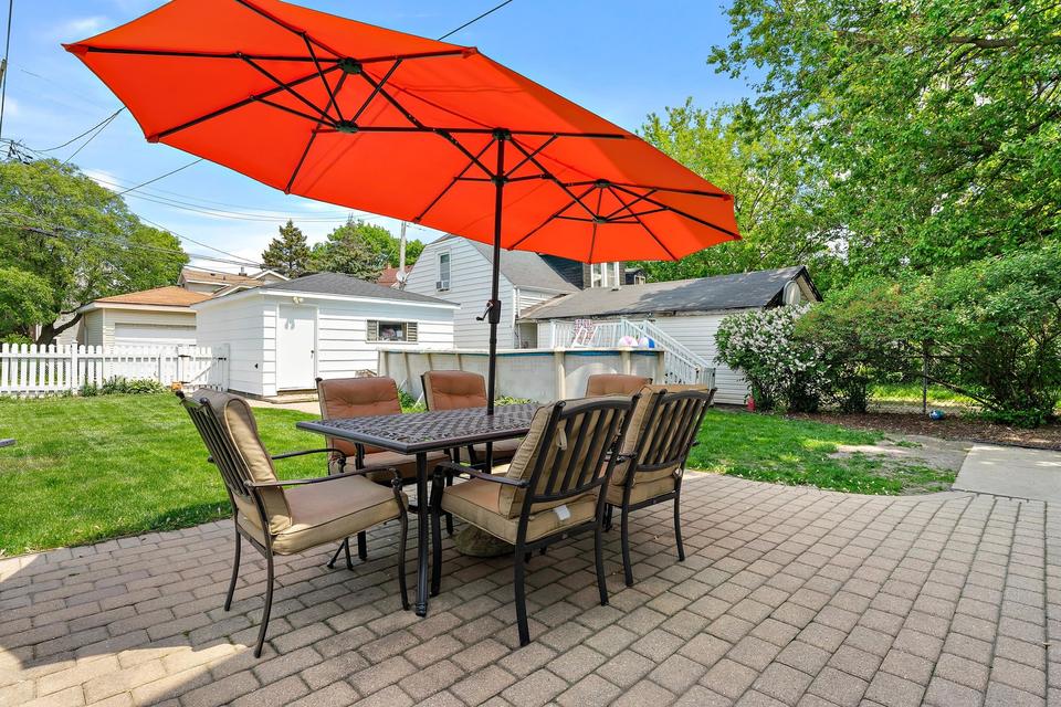  6539 28th Pl, Berwyn, IL 60402 photo 17