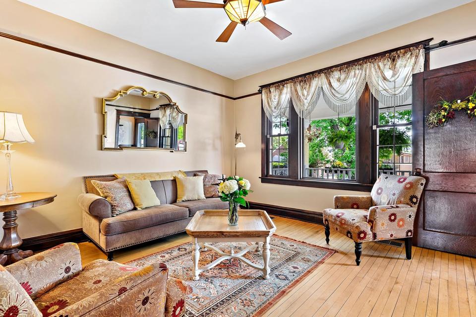  6539 28th Pl, Berwyn, IL 60402 photo 3