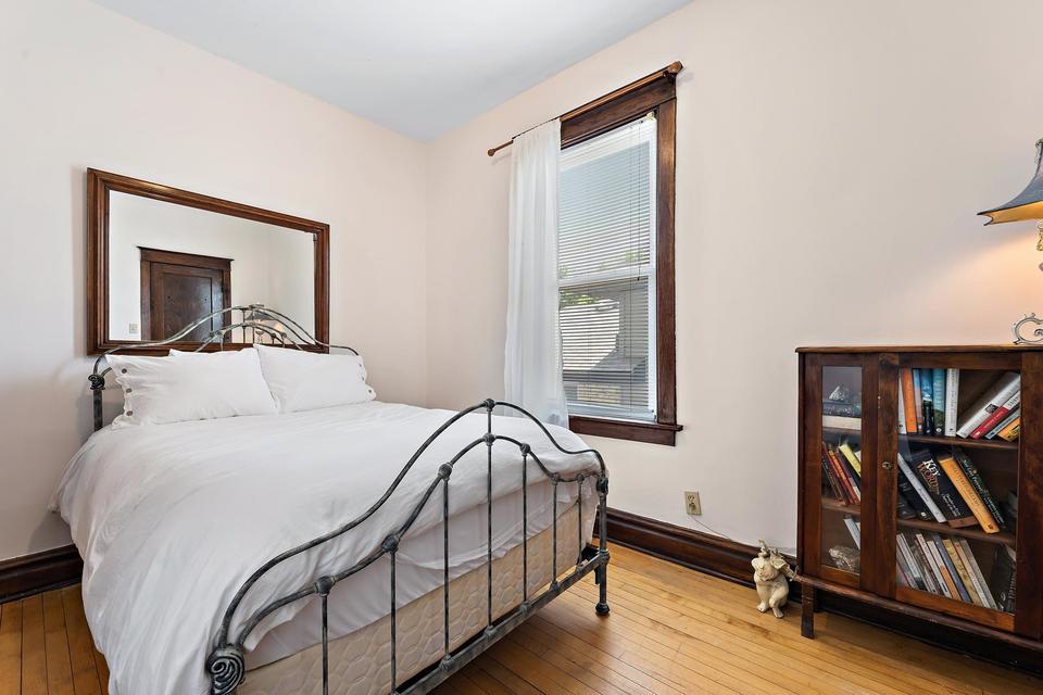  6539 28th Pl, Berwyn, IL 60402 photo 11