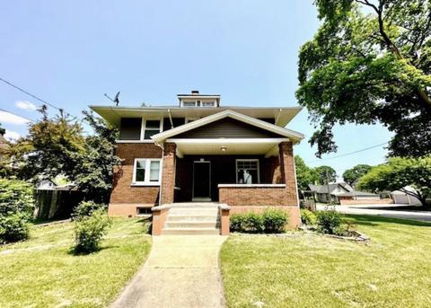 900 Larkin Ave, Elgin, IL 60123