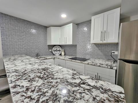 696 Dover Ct, Elgin, IL 60120 photo 24
