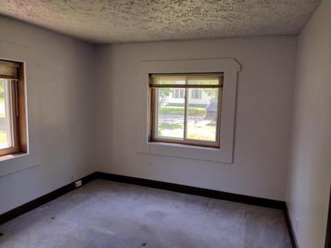 484 S Yates Ave, Kankakee, IL 60901 photo 9
