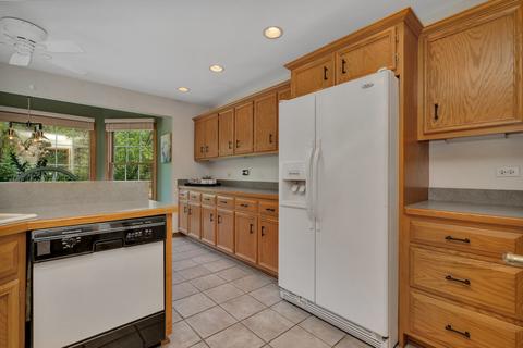 515 Boardman Cir, Bolingbrook, IL 60440 photo 7