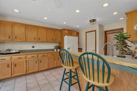 515 Boardman Cir, Bolingbrook, IL 60440 photo 10