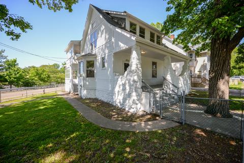405 Elmwood Ave, Joliet, IL 60433