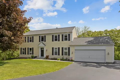 808 Windcrest Ct, Sleepy Hollow, IL 60118