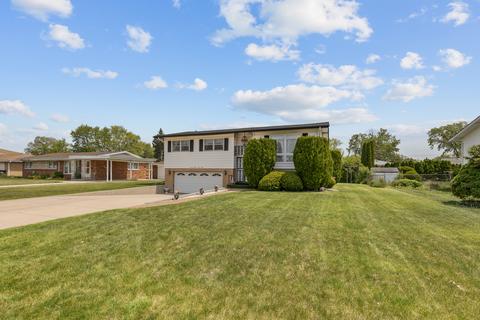 9363 Clancy Dr, Des Plaines, IL 60016 photo 25