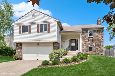 306 Albert Dr, Vernon Hills, IL 60061