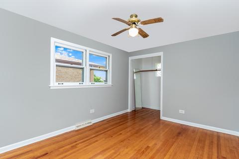 7713 Massasoit Ave, Burbank, IL 60459 photo 9