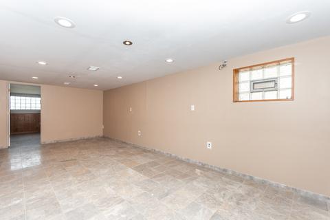 7713 Massasoit Ave, Burbank, IL 60459 photo 16