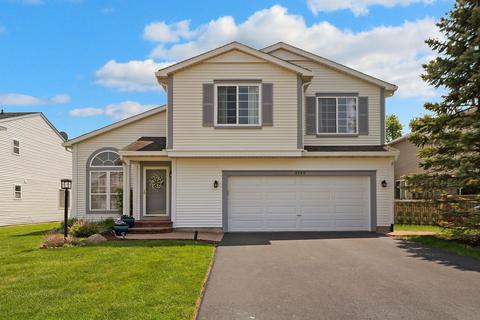 4509 W Roundstone Way, Waukegan, IL 60085
