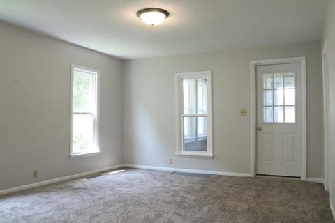 207 E Park St, Morrison, IL 61270 photo 4