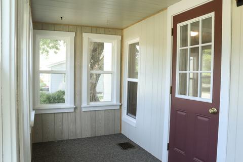 207 E Park St, Morrison, IL 61270 photo 2