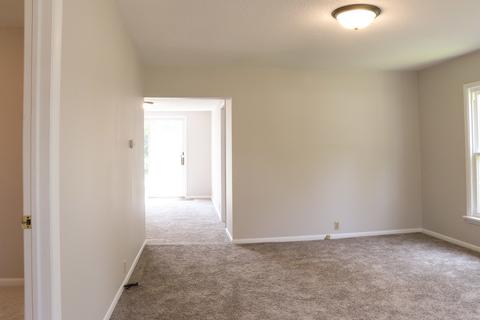 207 E Park St, Morrison, IL 61270 photo 3
