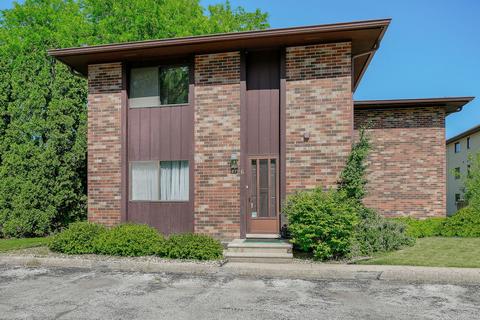 15806 Laramie Ave #6, Oak Forest, IL 60452